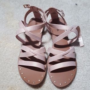 Beige/pink Sandals